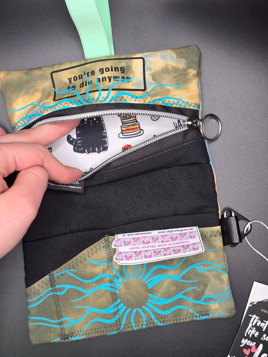 6.5 Tabacco pouch, jade tribals, green batik - DIE FRECHE GÖRE