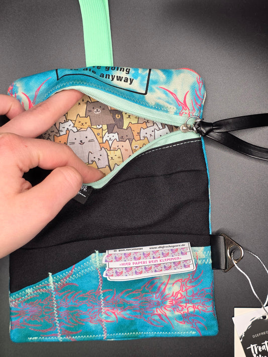 6.7 Tabacco pouch, pink tribals, blue batik - DIE FRECHE GÖRE