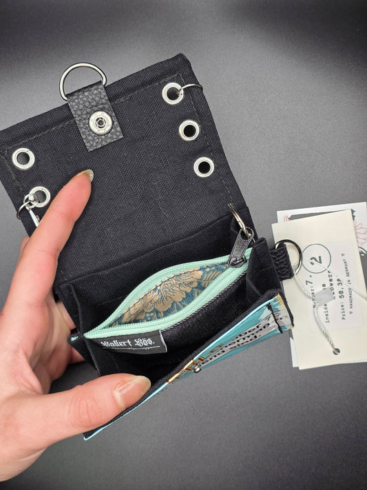 7.2 upcycling wallet - BLUE FLOWERS - DIE FRECHE GÖRE