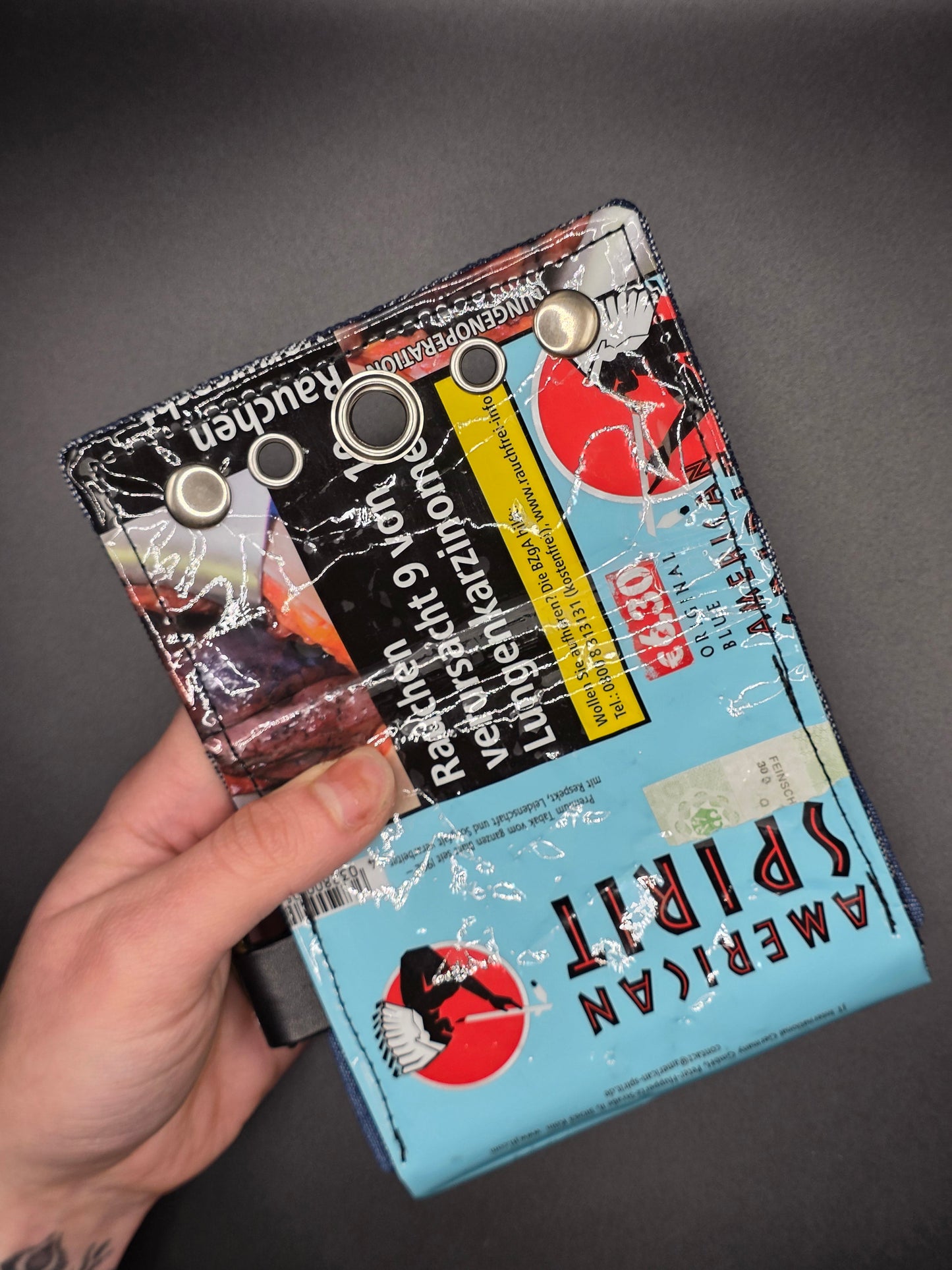 8.8 upcycling wallet - SHROOMS - DIE FRECHE GÖRE