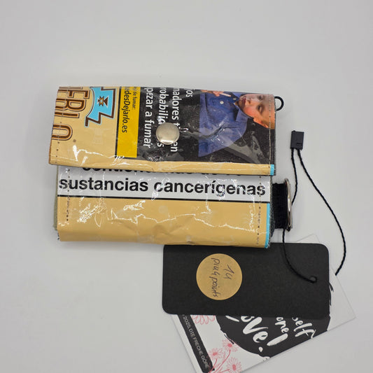 Geldbeutel (Upcycled Trash) Nr. 14 - Pink Points Inside - DIE FRECHE GÖRE