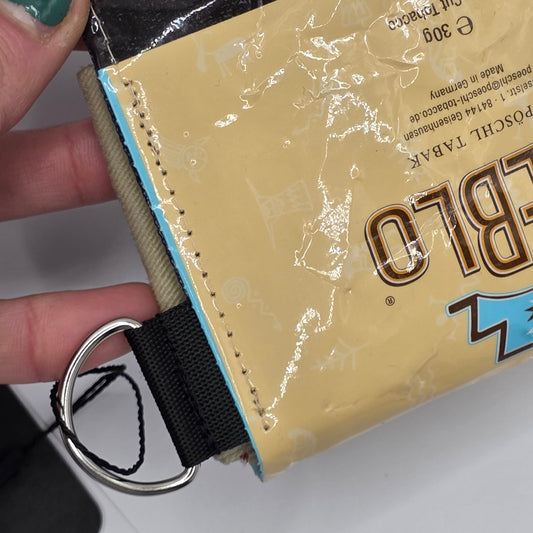 Geldbeutel (Upcycled Trash) Nr. 17 - Cats Inside - DIE FRECHE GÖRE