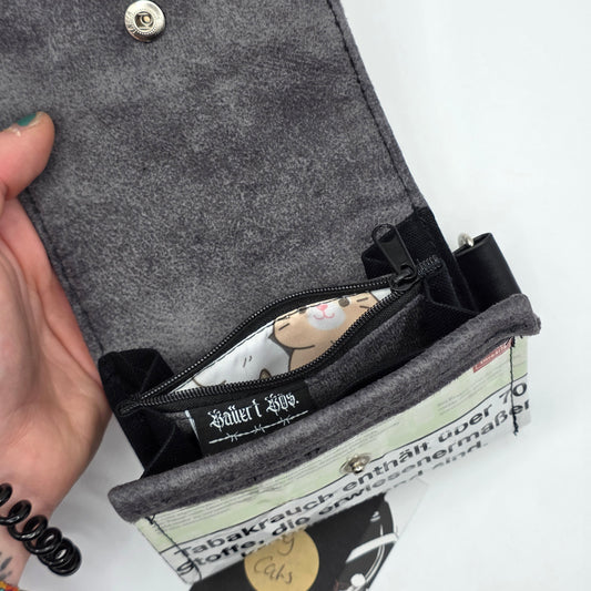 Geldbeutel (Upcycled Trash) Nr. 9 (Juni) - hidden cats - DIE FRECHE GÖRE