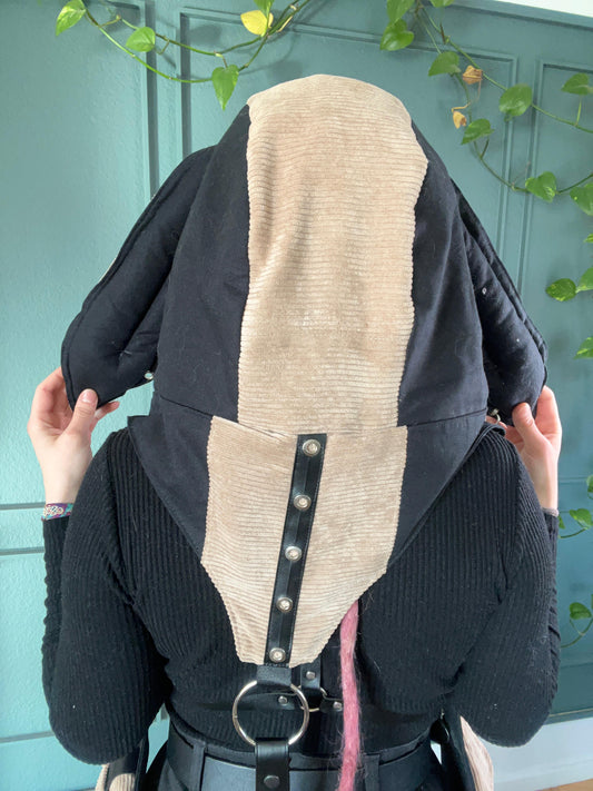 Hooded Bunny Holsterbag - Beige Cord mit schwarz - DIE FRECHE GÖRE