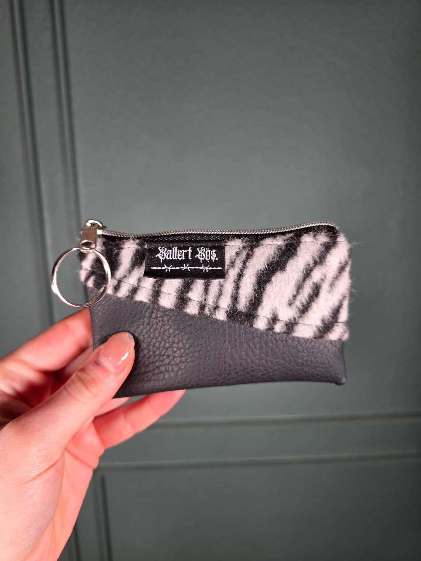 Animal Zip Wallet, Zebra