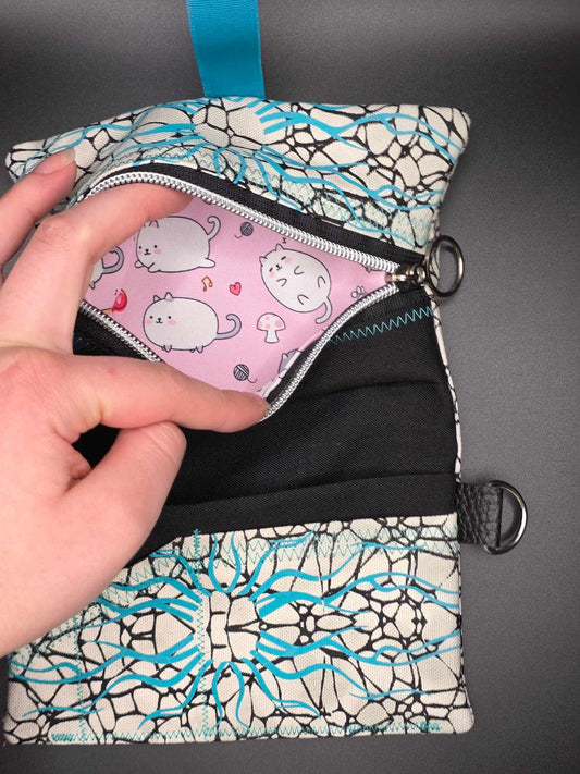 TT13.5 Tabacco pouch, tribals blue