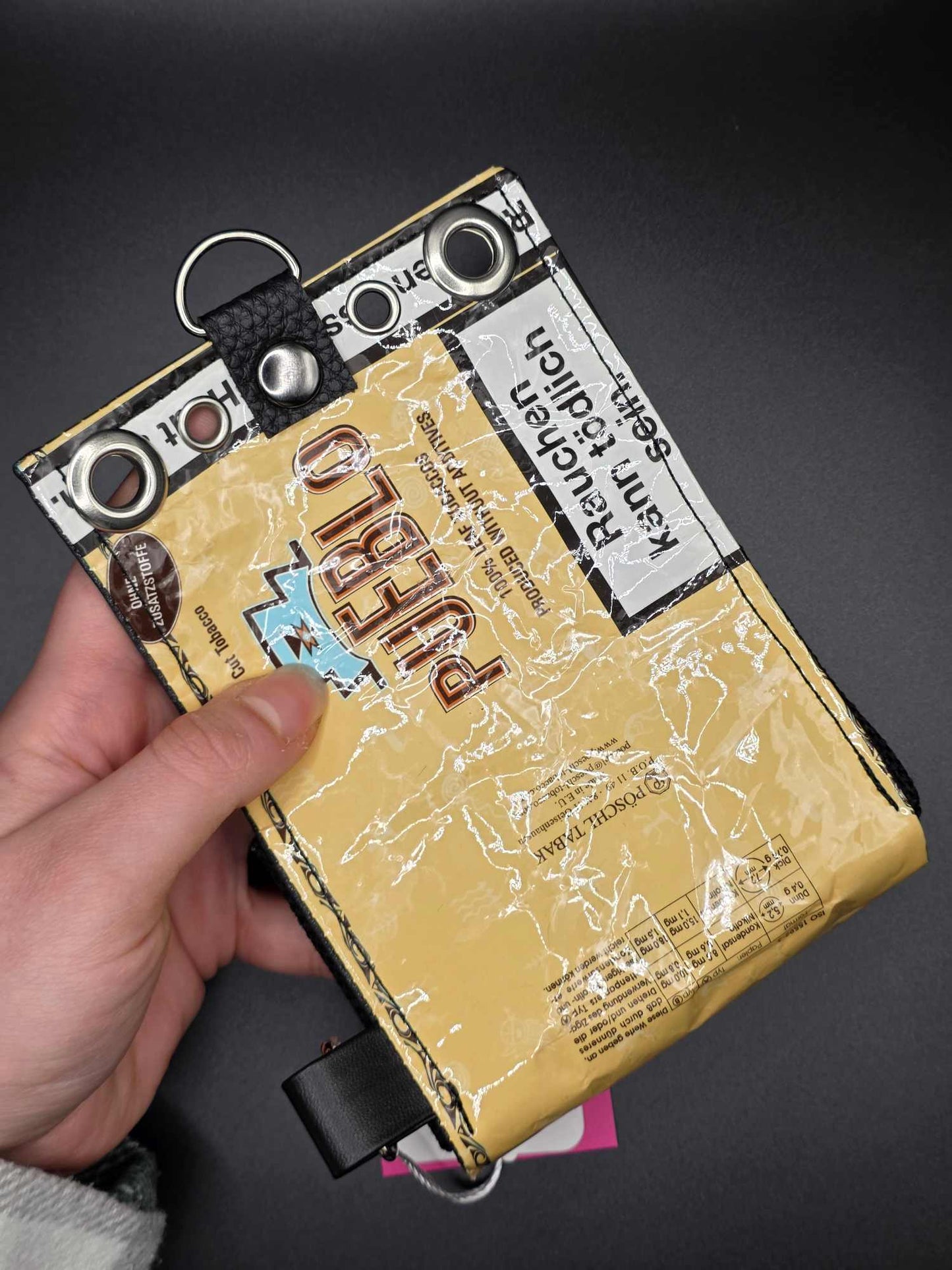 W13.2 wallet - upcycled, plants