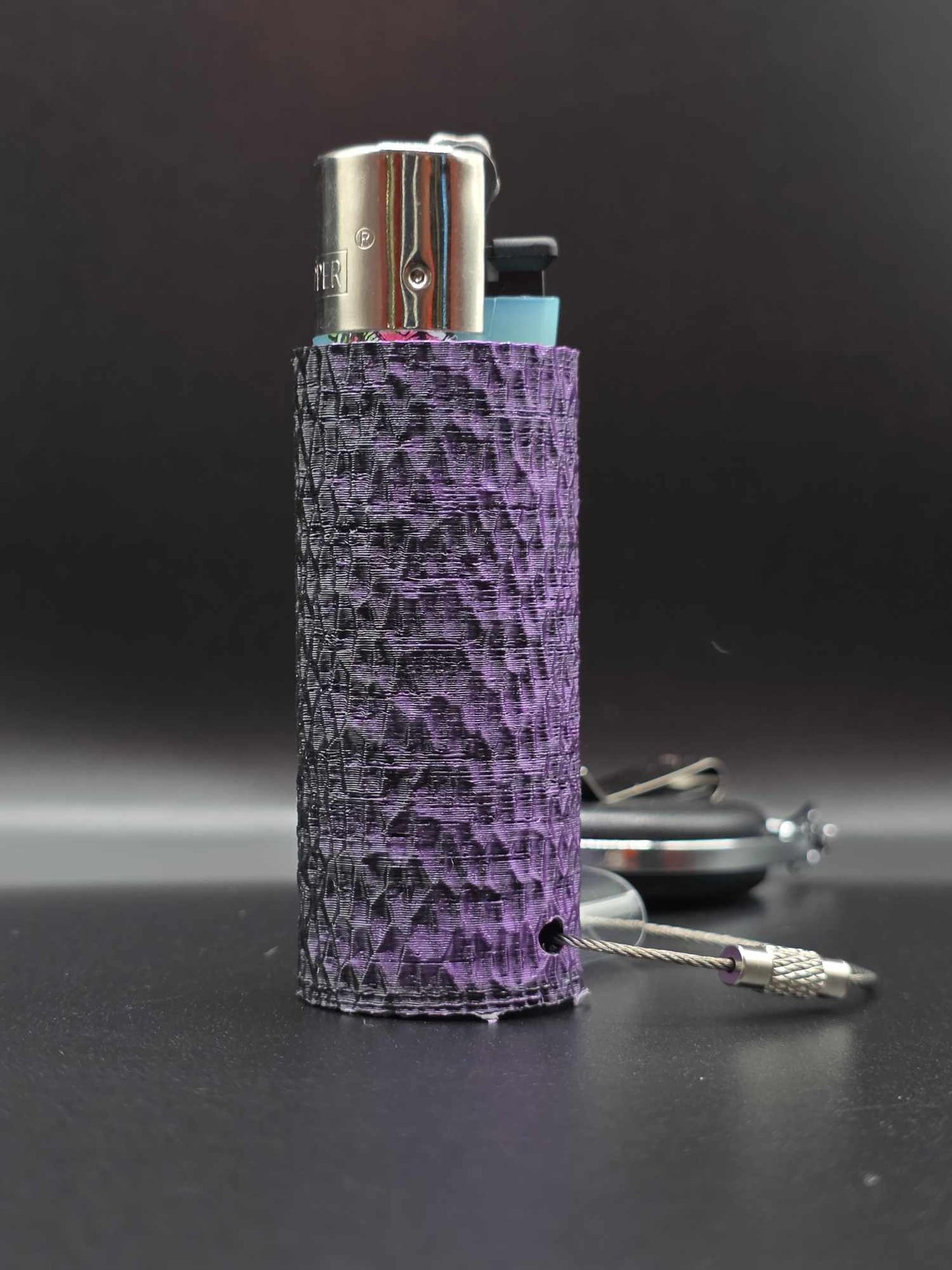 Trippy 3D Feuerzeug, ripples, schwarz-lila