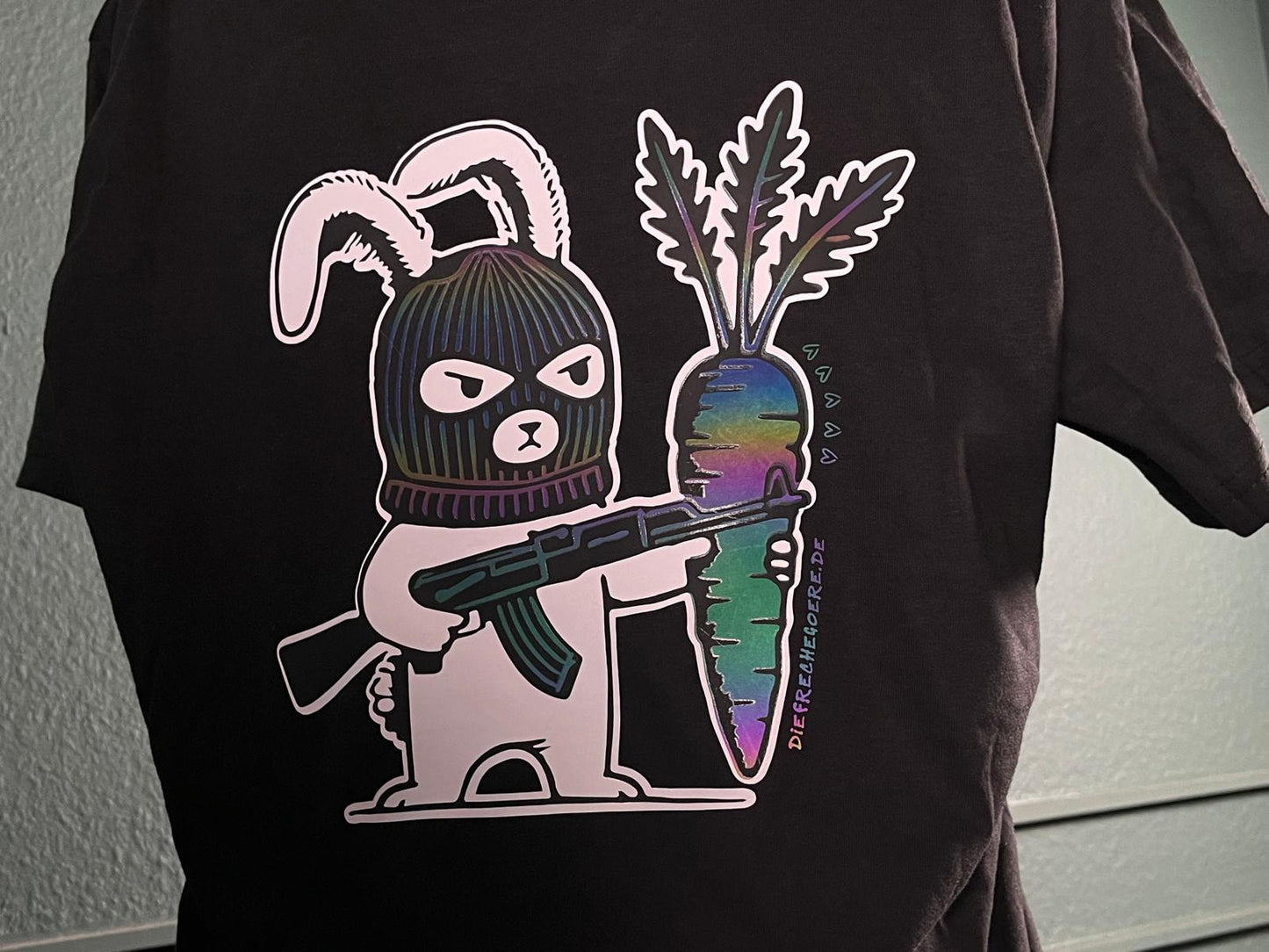 Ruff Rainbow "Bad Bunny" Oversize T-Shirt (Pre - Order) - DIE FRECHE GÖRE