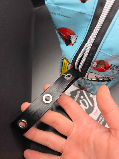 XXL⁸Boxy Bag toiletry bag - Upcycled