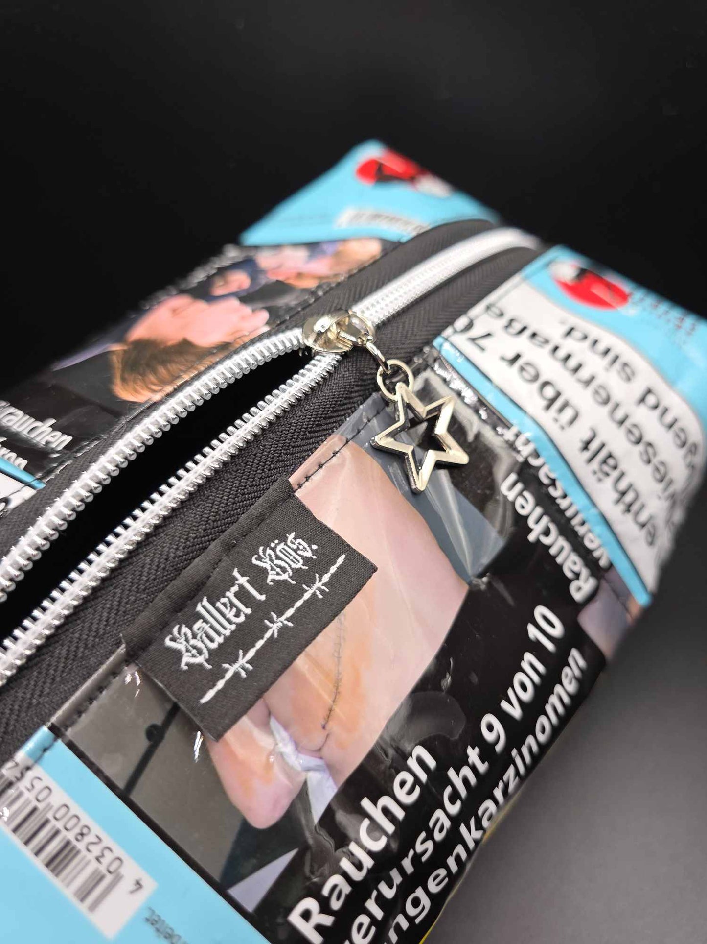 XXL⁸Boxy Bag toiletry bag - Upcycled