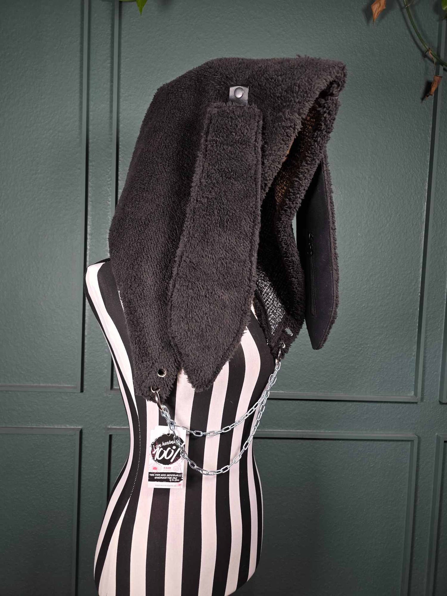 1.1 Bunny hood, hidden ear pockets, black