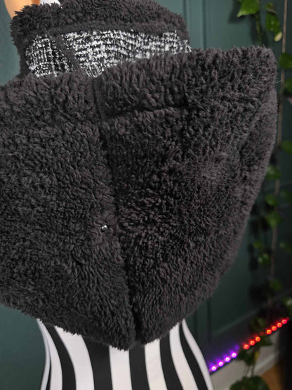 1.1 Bunny hood, hidden ear pockets, black