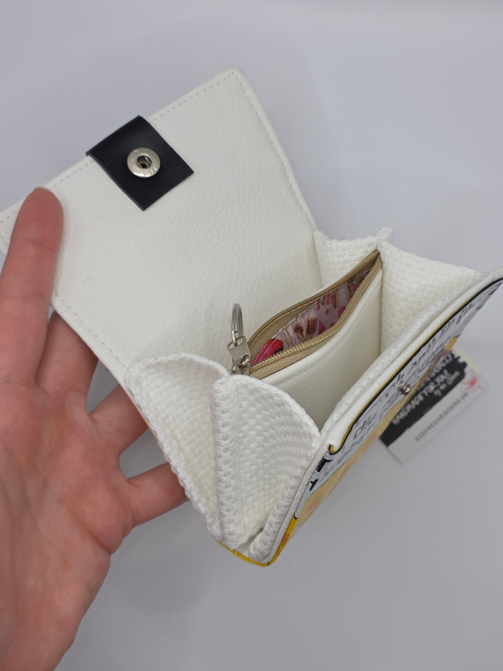 2.1 upcycling wallet - SHROOMS - DIE FRECHE GÖRE