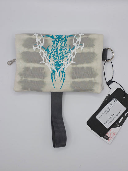 2.2 Tabacco pouch - gray batik - DIE FRECHE GÖRE