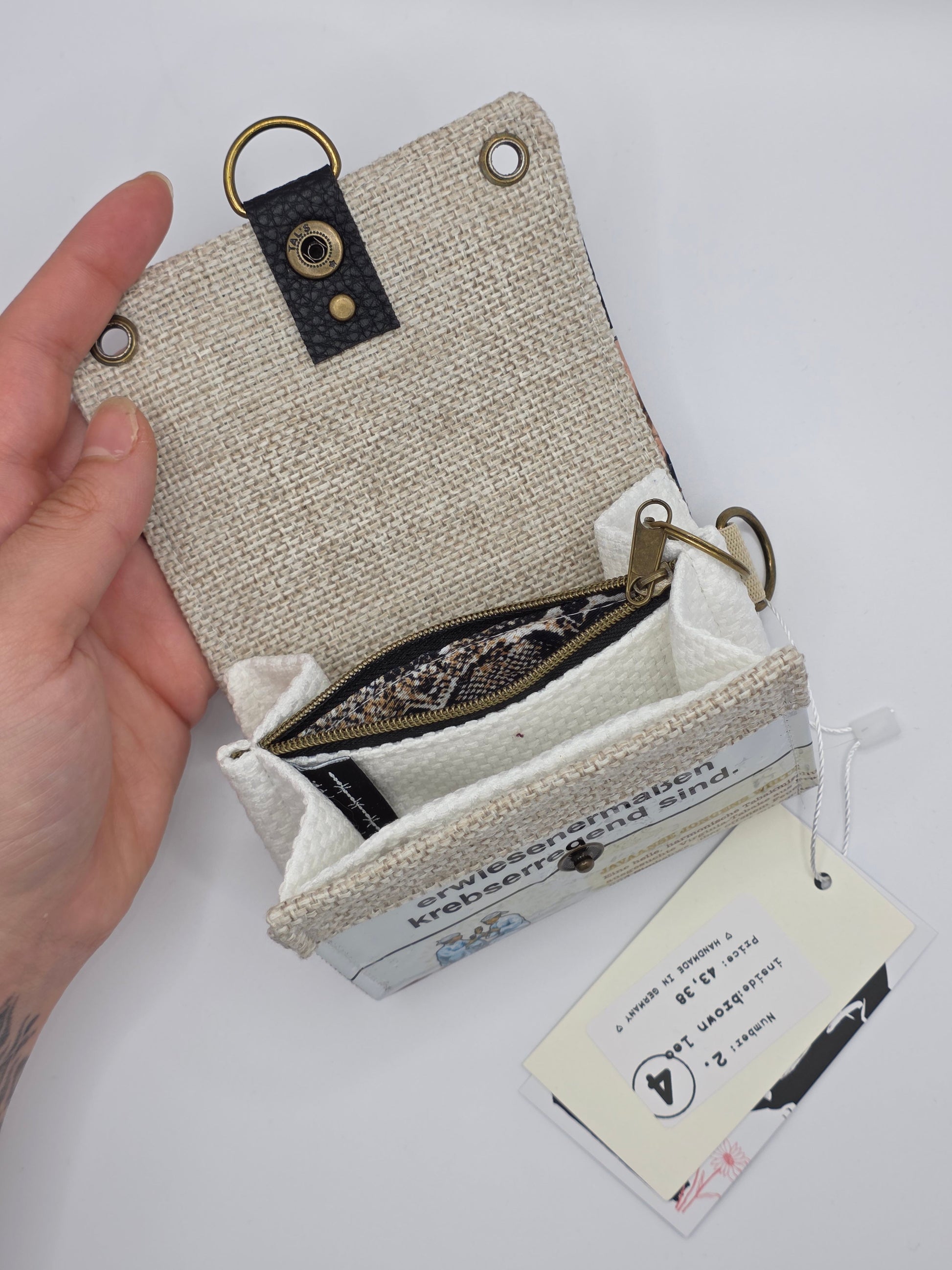 2.4 upcycling wallet - BROWN LEO - DIE FRECHE GÖRE