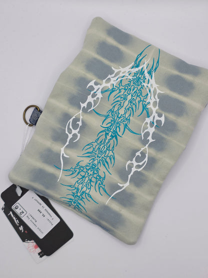 2.6 Tabacco pouch - light blue batik - DIE FRECHE GÖRE