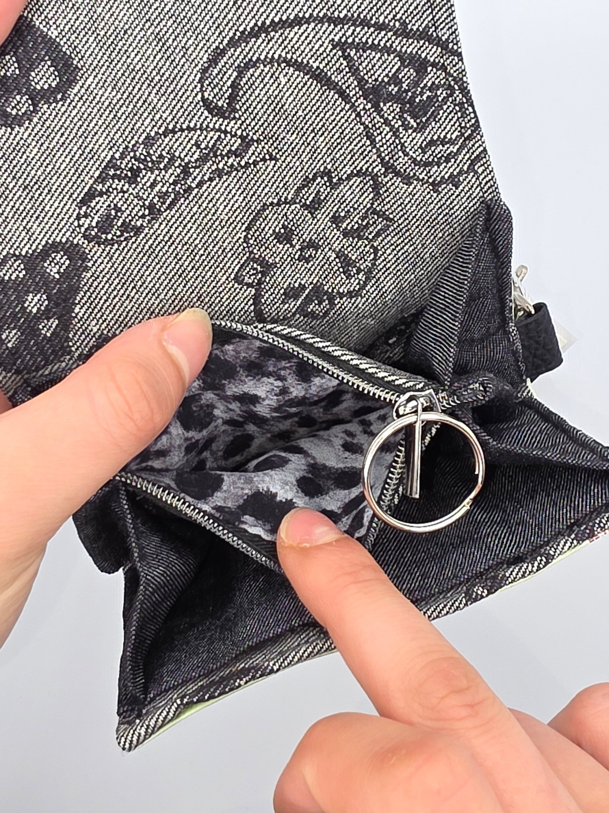 2.6 upcycling wallet - GRAY LEO - DIE FRECHE GÖRE