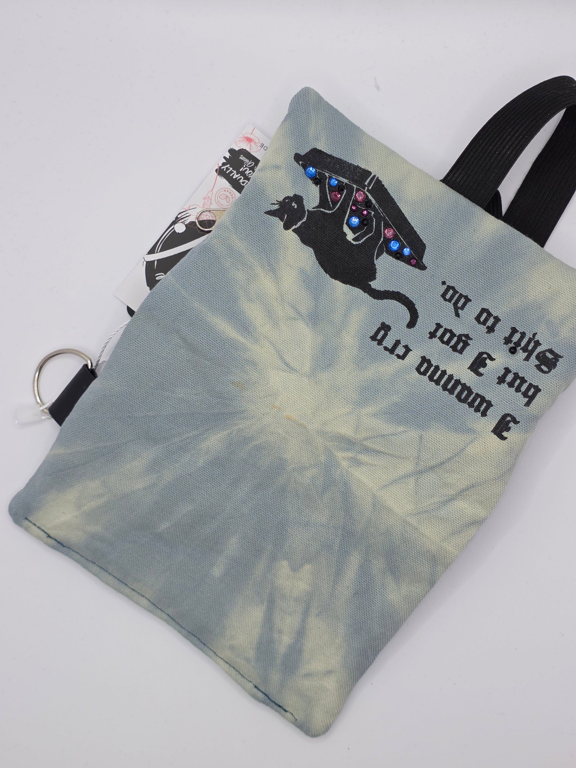 2.7 Tabacco pouch - light blue batik - DIE FRECHE GÖRE
