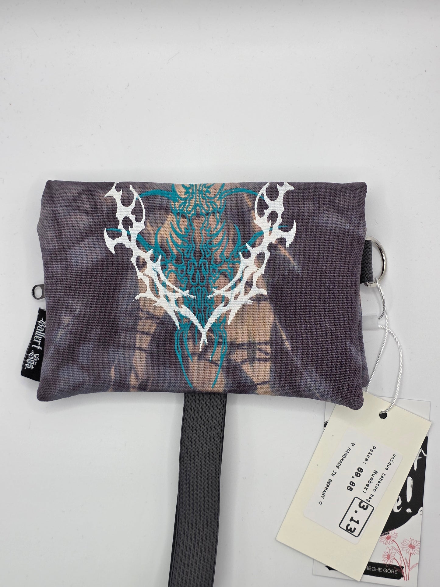 3.13 Tabacco pouch, Tribals, gray batik - DIE FRECHE GÖRE