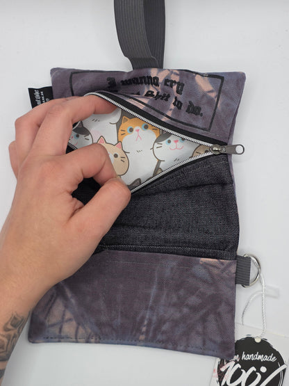 3.15 Tabacco pouch, Cry, gray batik - DIE FRECHE GÖRE