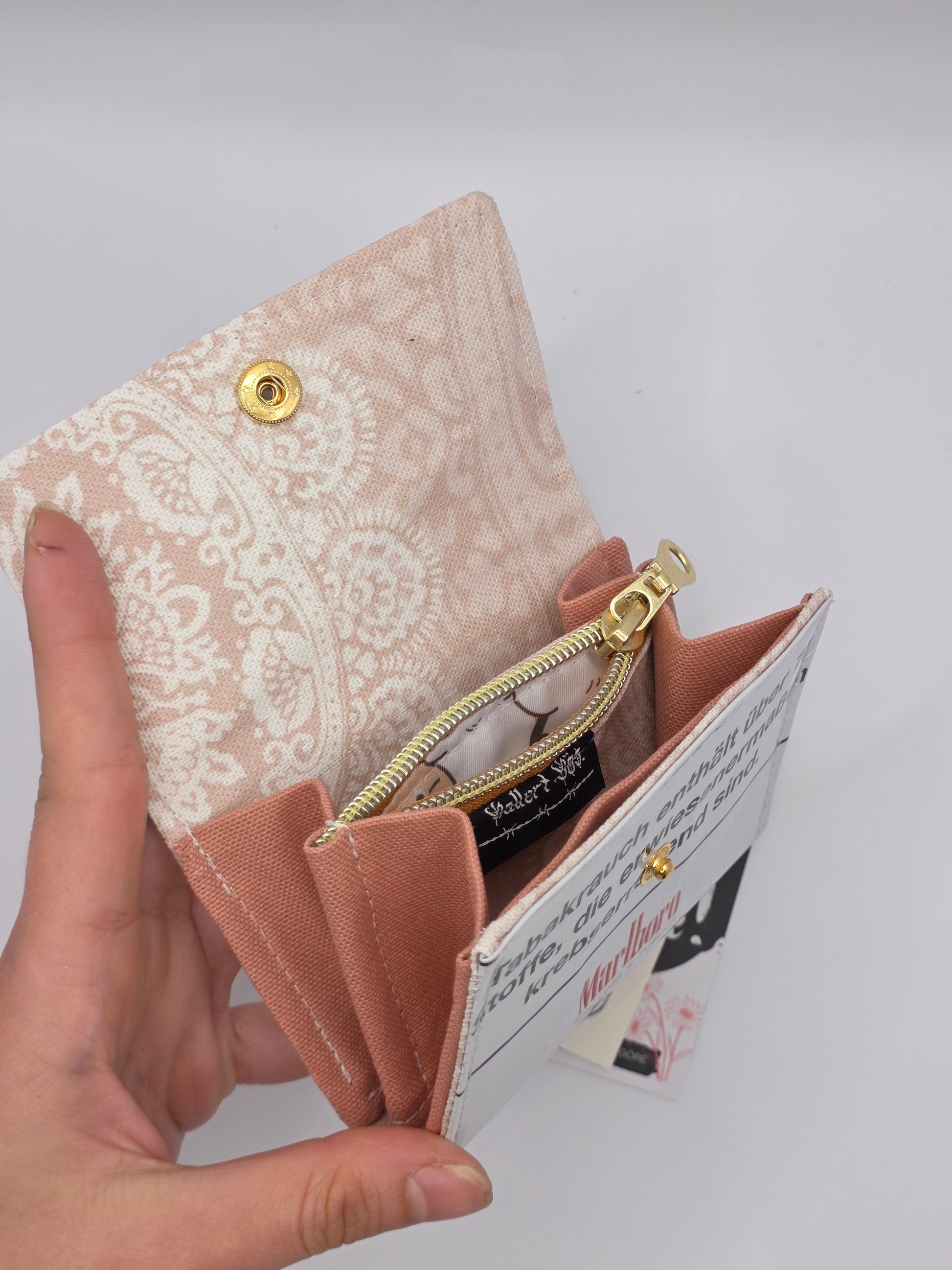 3.19 upcycling wallet - CATS - DIE FRECHE GÖRE