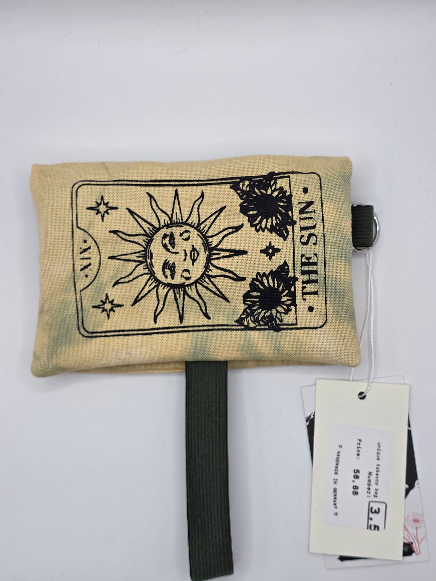 3.5 Tabacco pouch, Sun&Moon Tarot, green batik - DIE FRECHE GÖRE