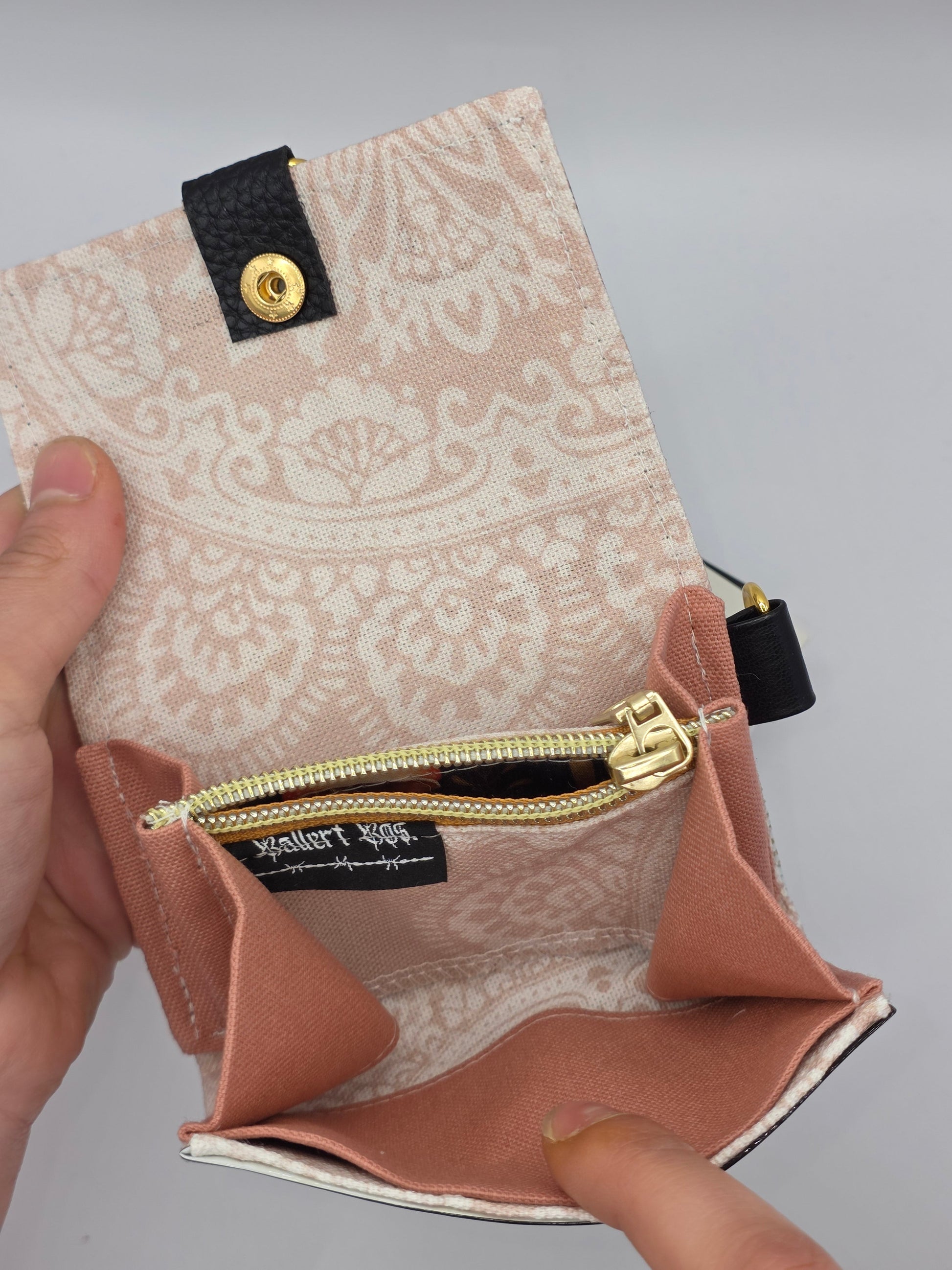 3.8 upcycling wallet - SHROOMS - DIE FRECHE GÖRE