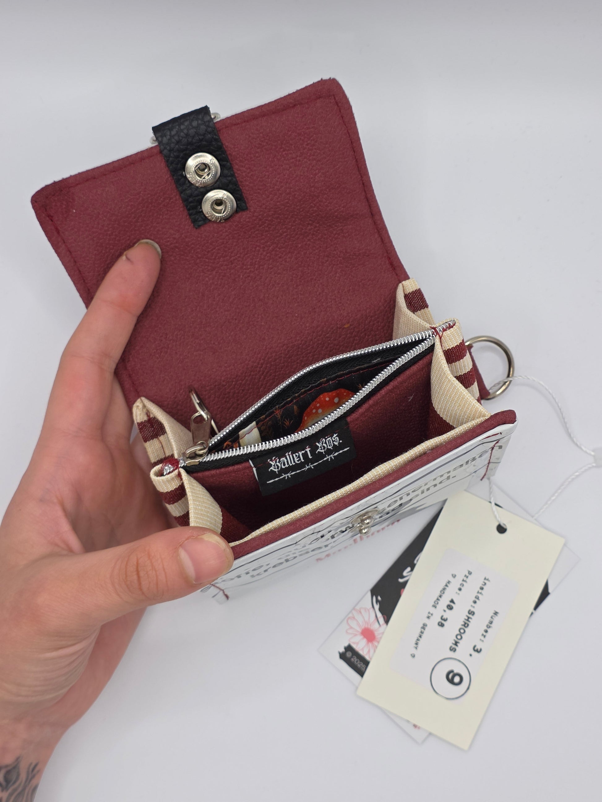 3.9 upcycling wallet - SHROOMS - DIE FRECHE GÖRE