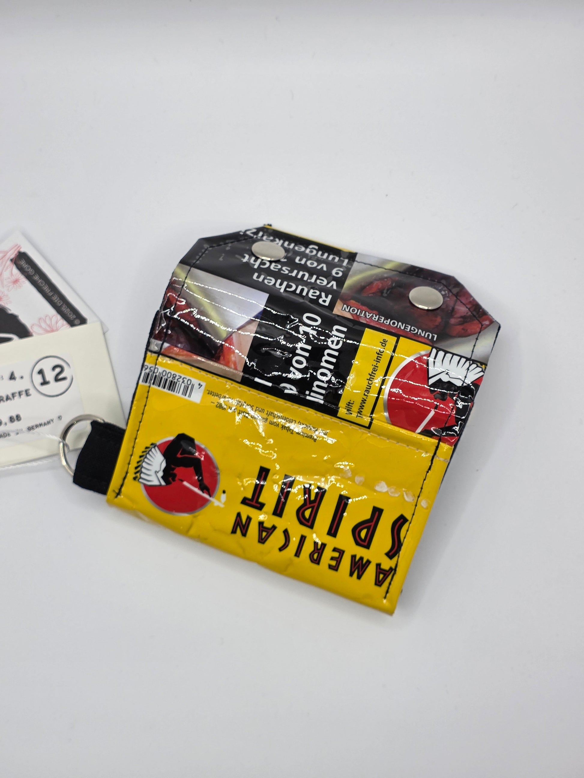 4.17 upcycling wallet, giraffe - DIE FRECHE GÖRE