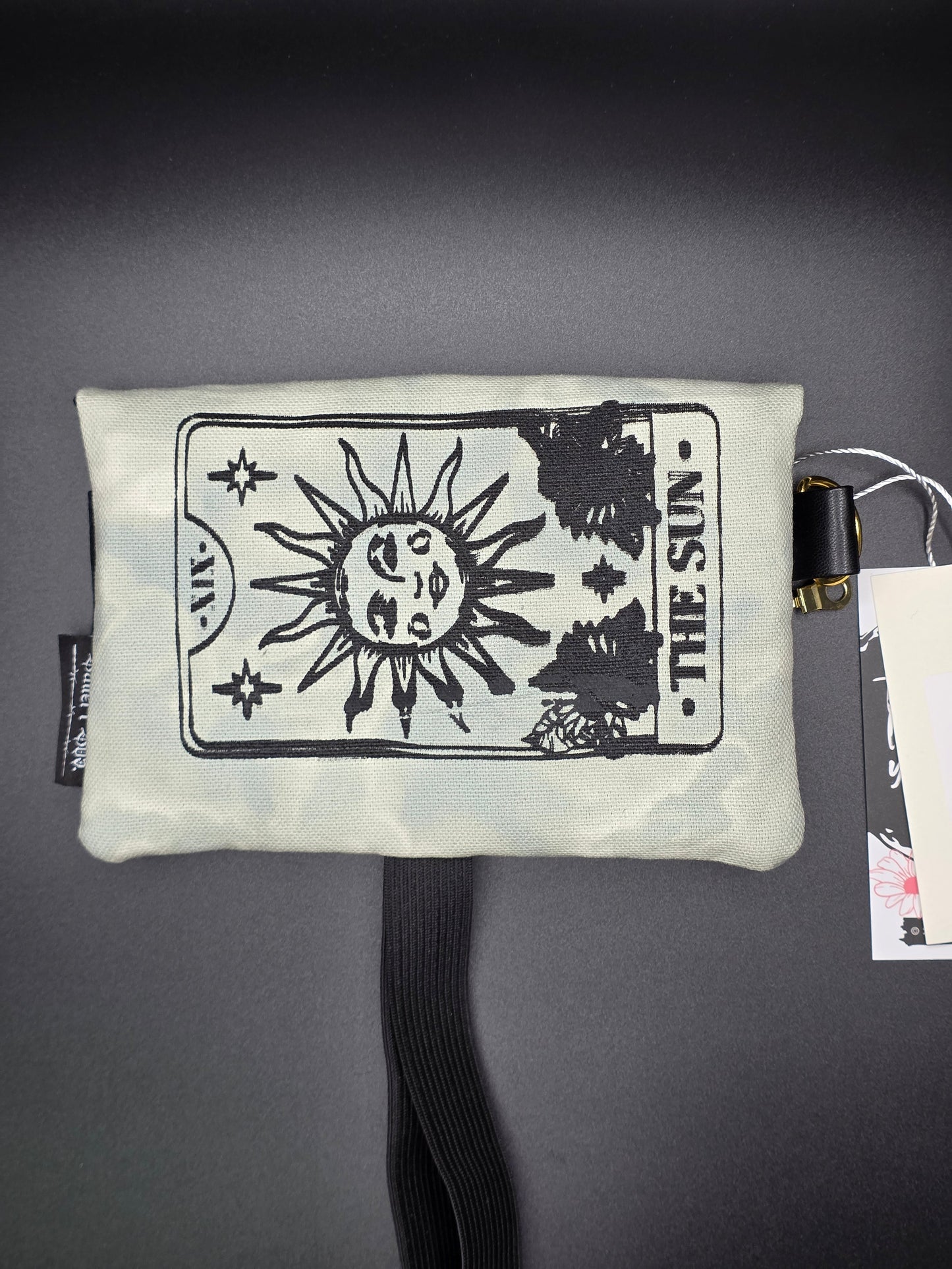 4.2 Tabacco pouch, Sun&Moon Tarot, smokey light blue batik (B - Ware*) - DIE FRECHE GÖRE