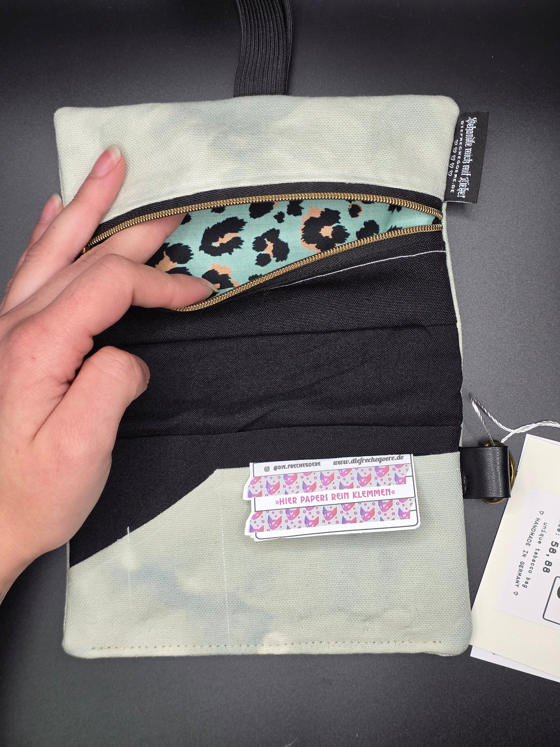 4.3 Tabacco pouch, Sun&Moon Tarot, smokey light blue batik - DIE FRECHE GÖRE