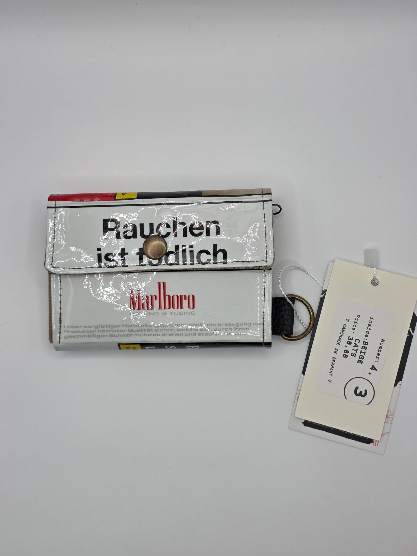 4.3 upcycling wallet, beige Cats - DIE FRECHE GÖRE
