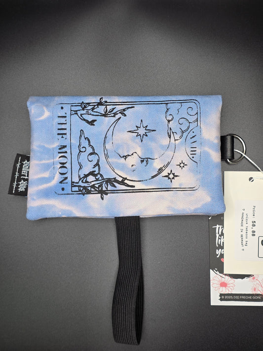 4.5 Tabacco pouch, Sun&Moon Tarot, light blue batik - DIE FRECHE GÖRE