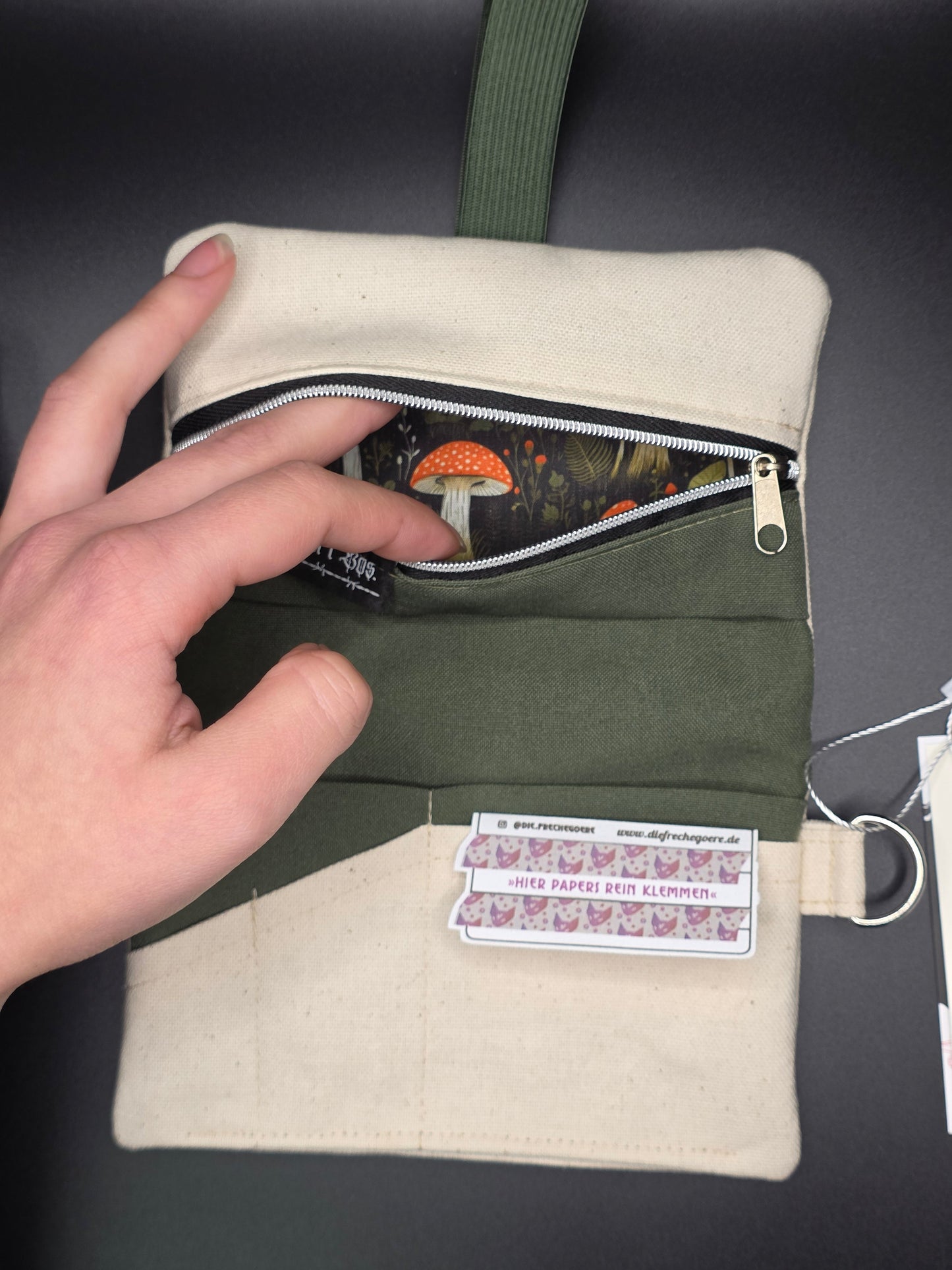 5.1 Tabacco pouch, Sun&Moon Tarot, beige - DIE FRECHE GÖRE