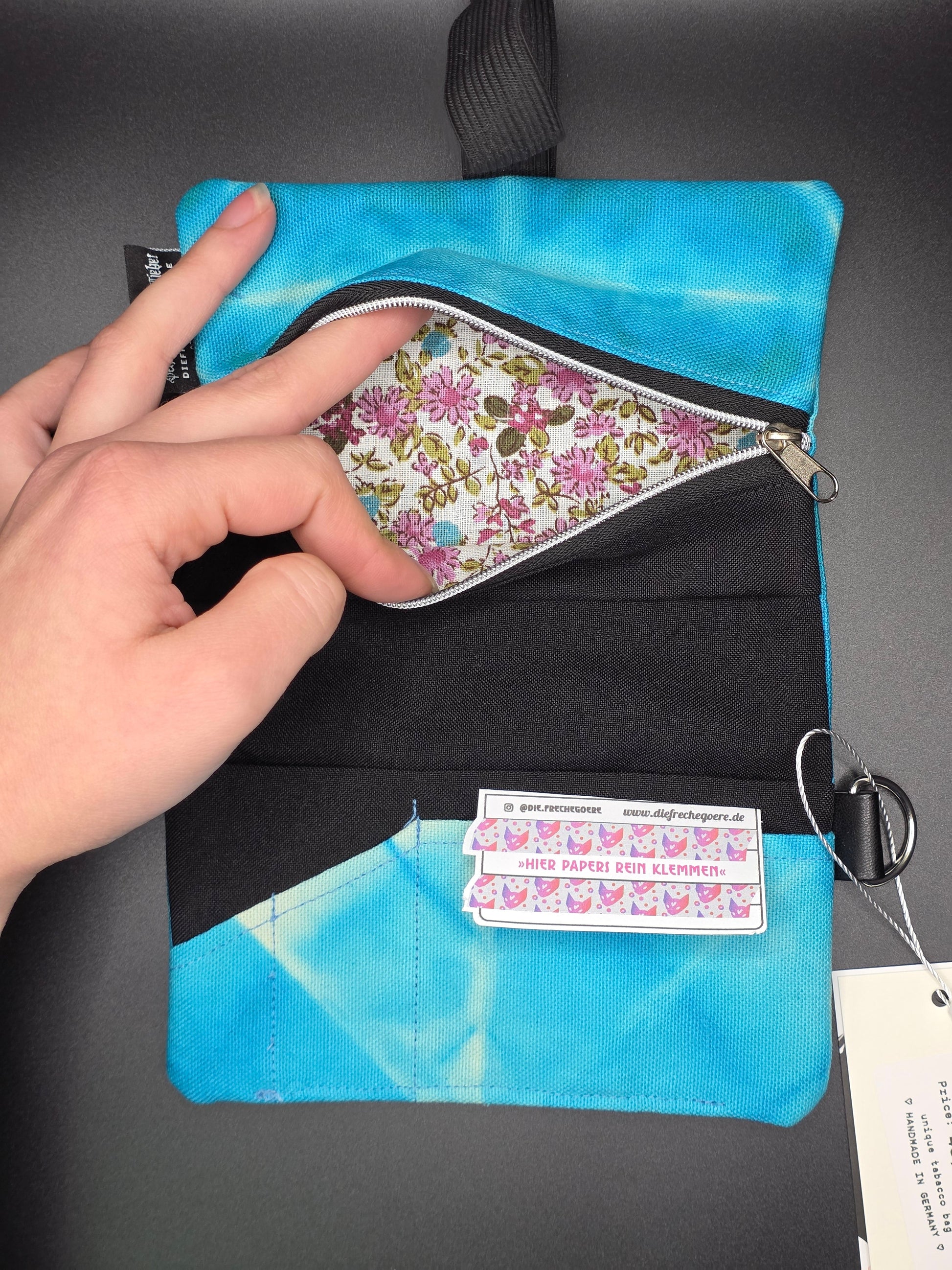 5.3 Tabacco pouch, Sun&Moon Tarot, ocean blue batik - DIE FRECHE GÖRE