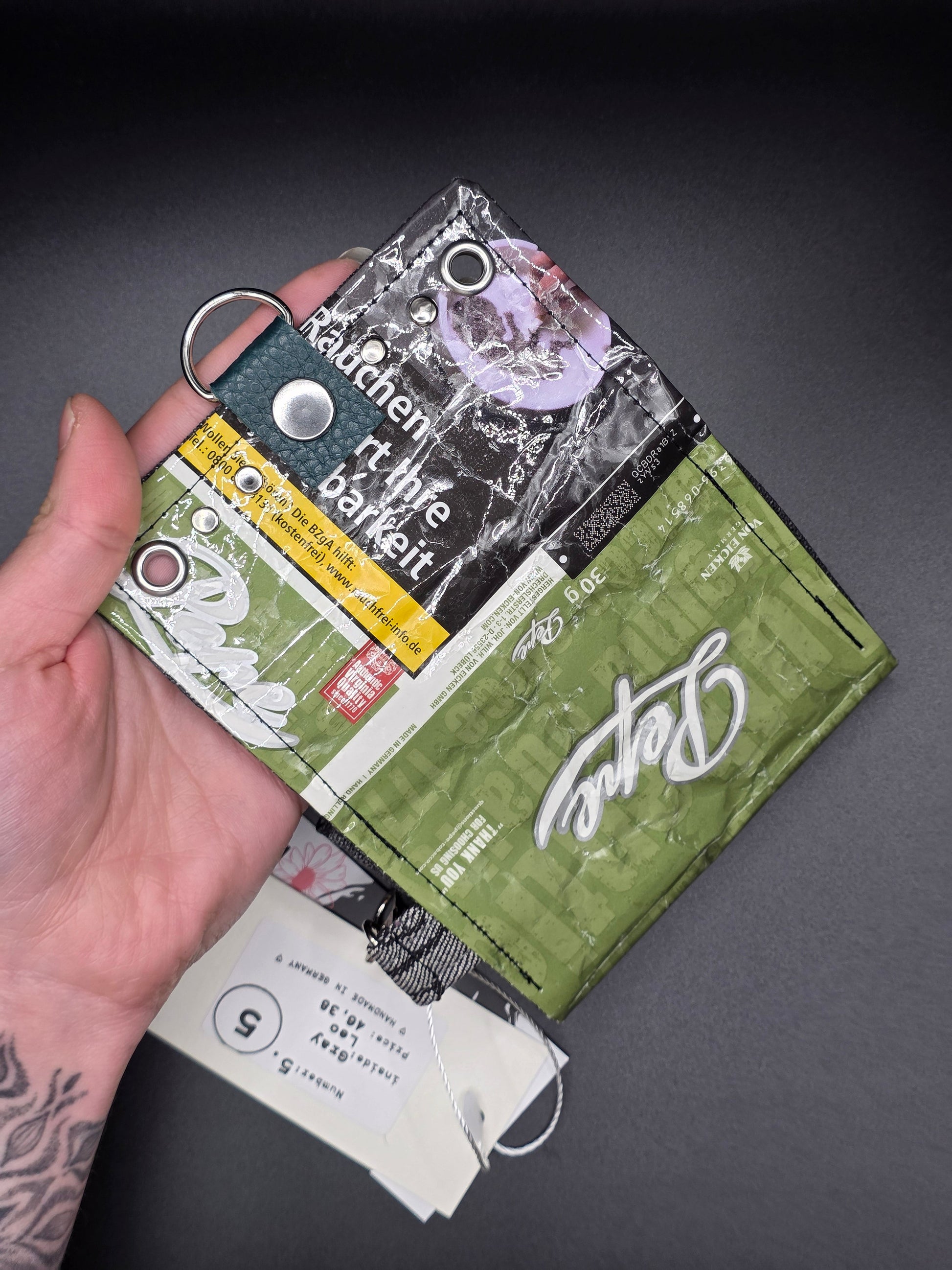 5.5 upcycling wallet - GRAY LEO - DIE FRECHE GÖRE