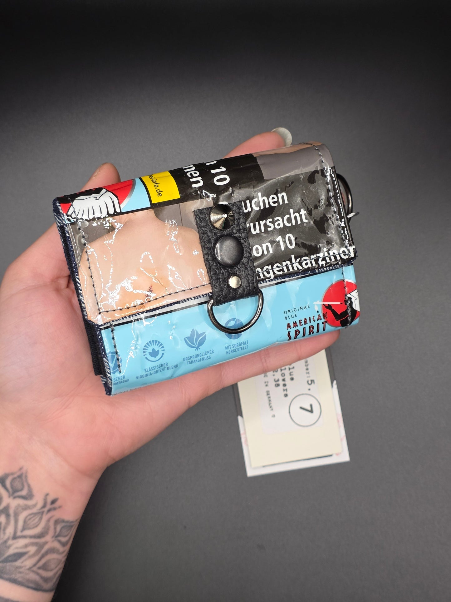 5.7 upcycling wallet - BLUE FLOWERS - DIE FRECHE GÖRE