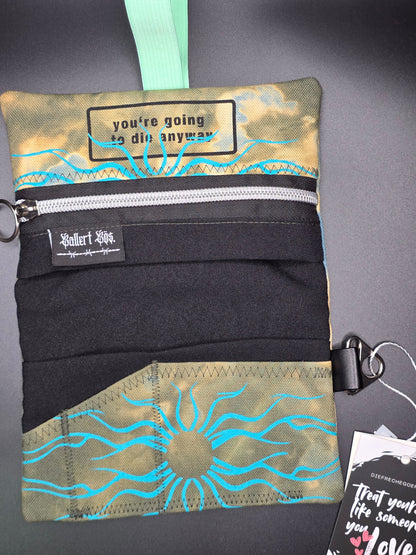 6.5 Tabacco pouch, jade tribals, green batik - DIE FRECHE GÖRE