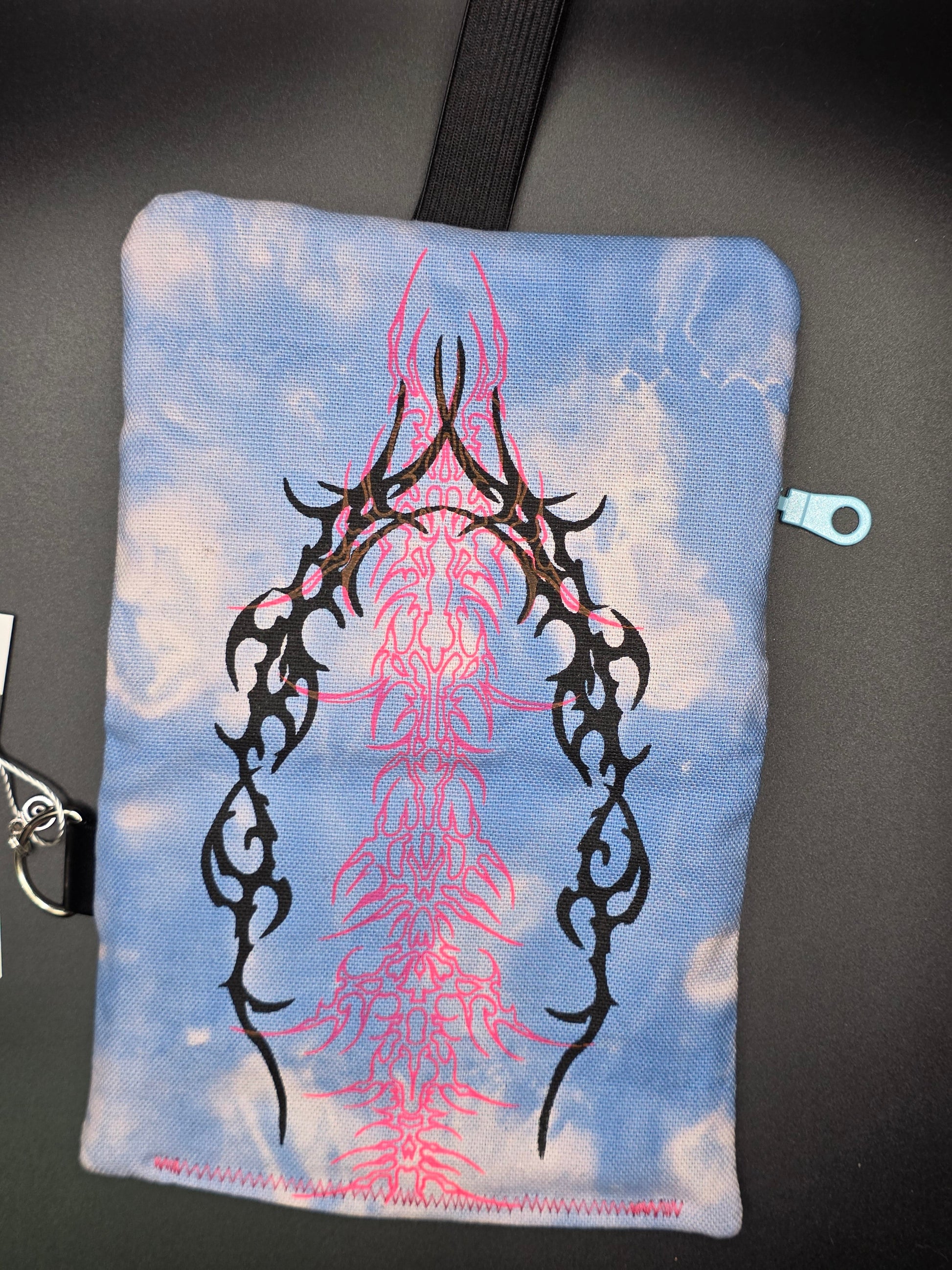 6.6 Tabacco pouch, pink tribals, light blue batik - DIE FRECHE GÖRE