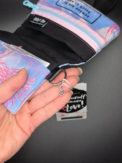 6.6 Tabacco pouch, pink tribals, light blue batik - DIE FRECHE GÖRE