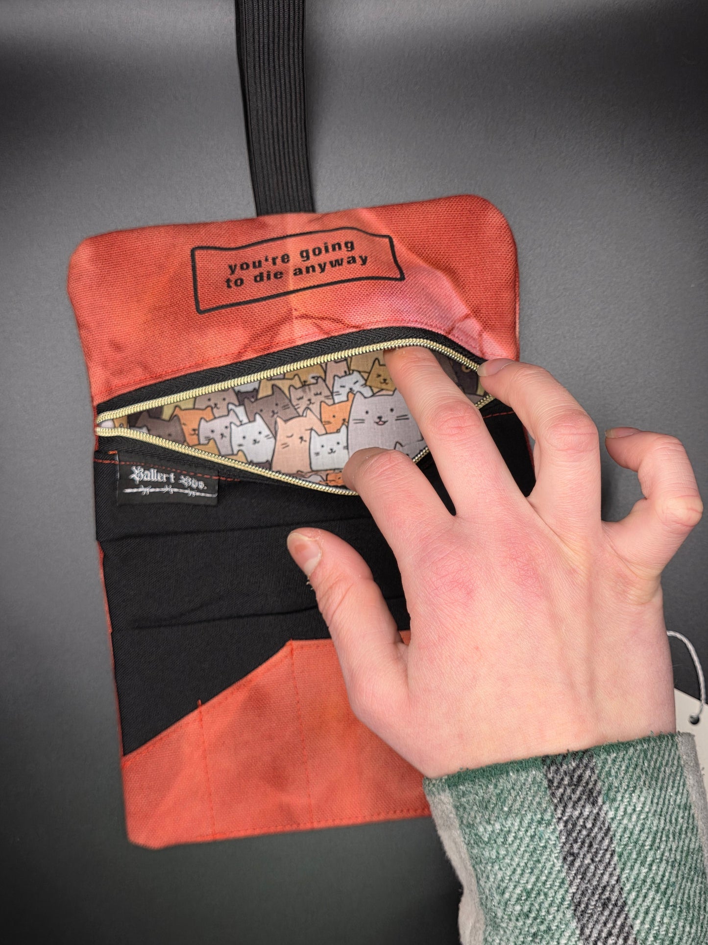 7.3 Tabacco pouch, Tribals, rust red batik - DIE FRECHE GÖRE