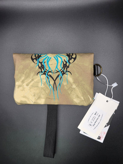 7.6 Tabacco pouch, Tribals, sage green batik - DIE FRECHE GÖRE