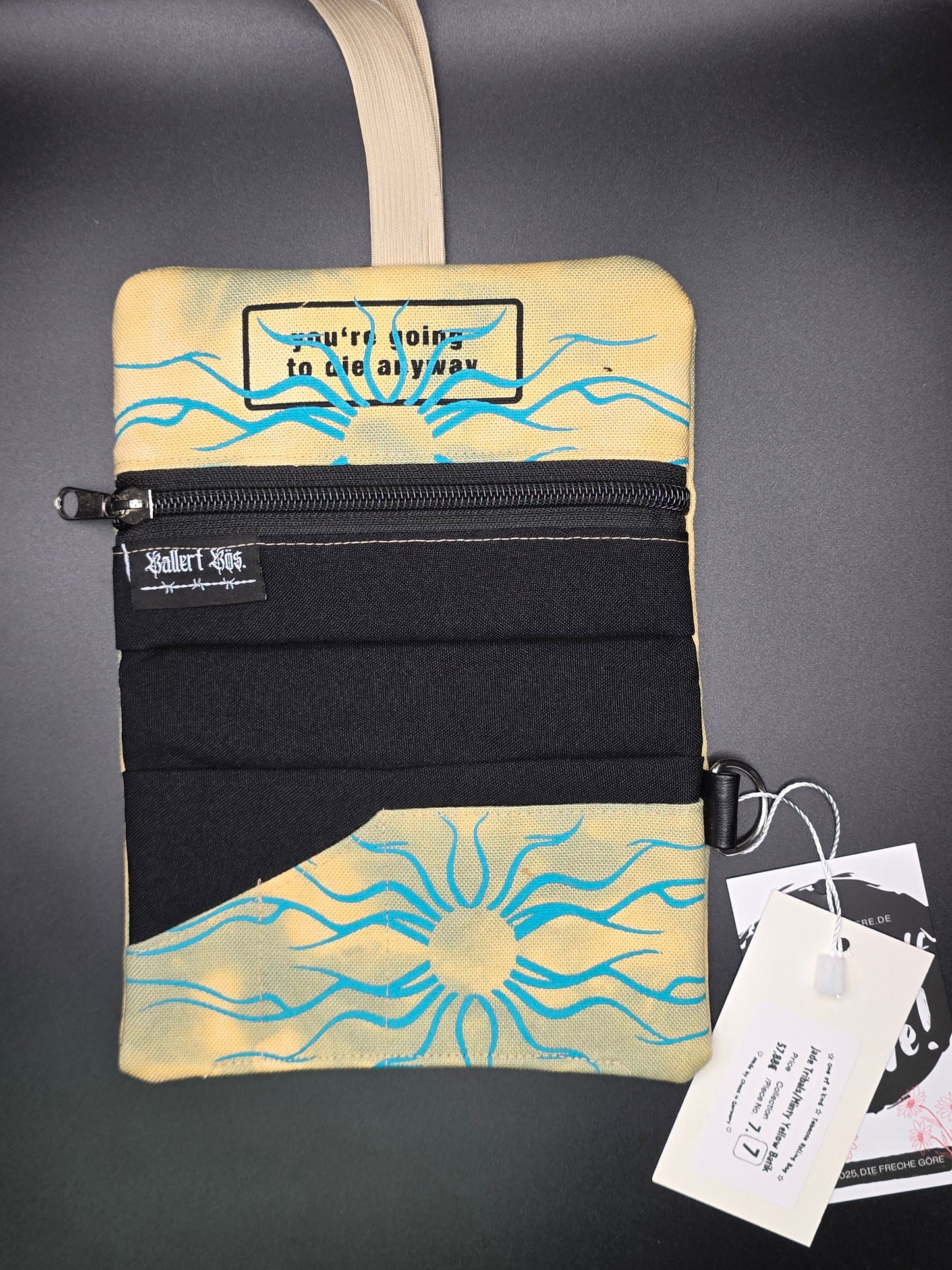 7.7 Tabacco pouch, Tribals, minty yellow batik - DIE FRECHE GÖRE