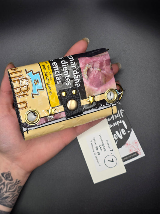 7.7 upcycling wallet - PINK LEO - DIE FRECHE GÖRE