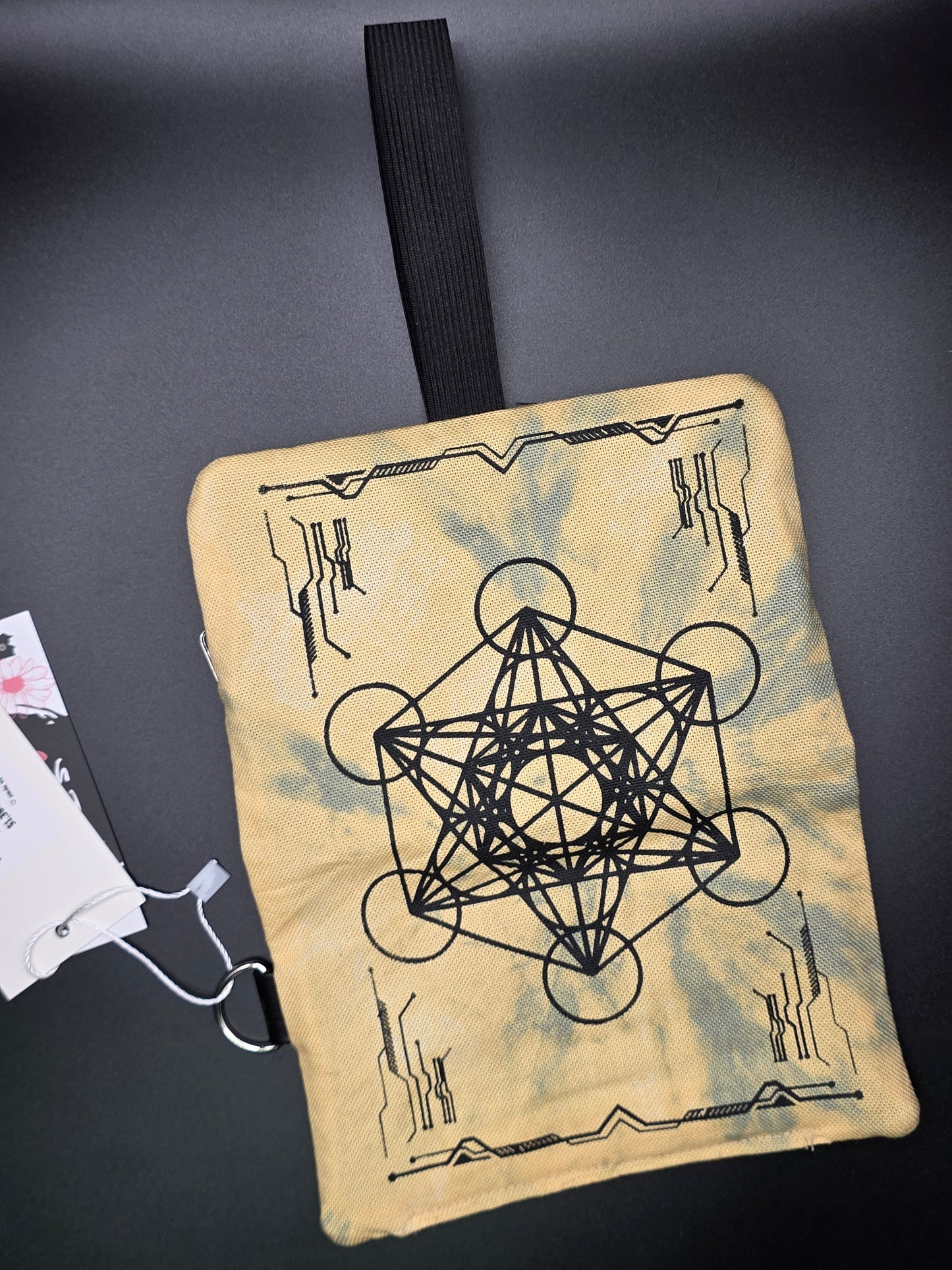 7.9 Tabacco pouch, Metatrons Cube, minty yellow batik - DIE FRECHE GÖRE