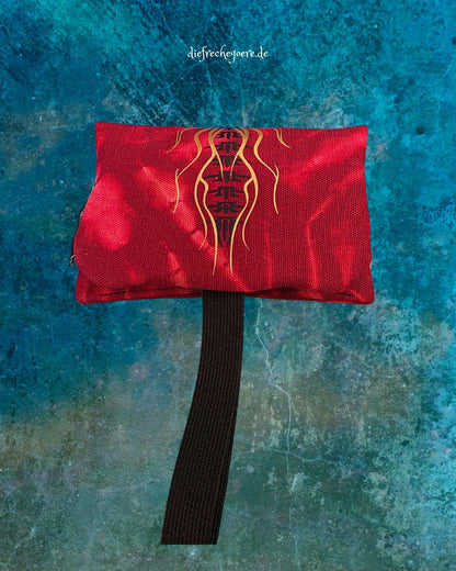 Batik „Tribals" Tabaktasche Rot  / Gold - Hidden Cats