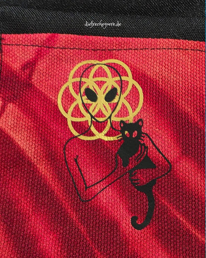 Batik „Tribals" Tabaktasche Rot  / Gold - Hidden Cats