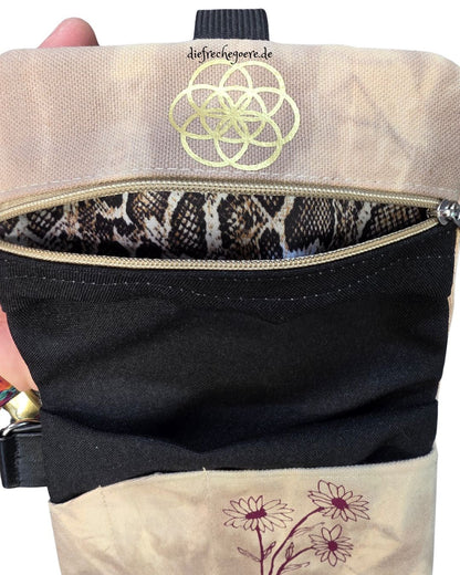Batik „Tribals" Tabaktasche Beige / gold
