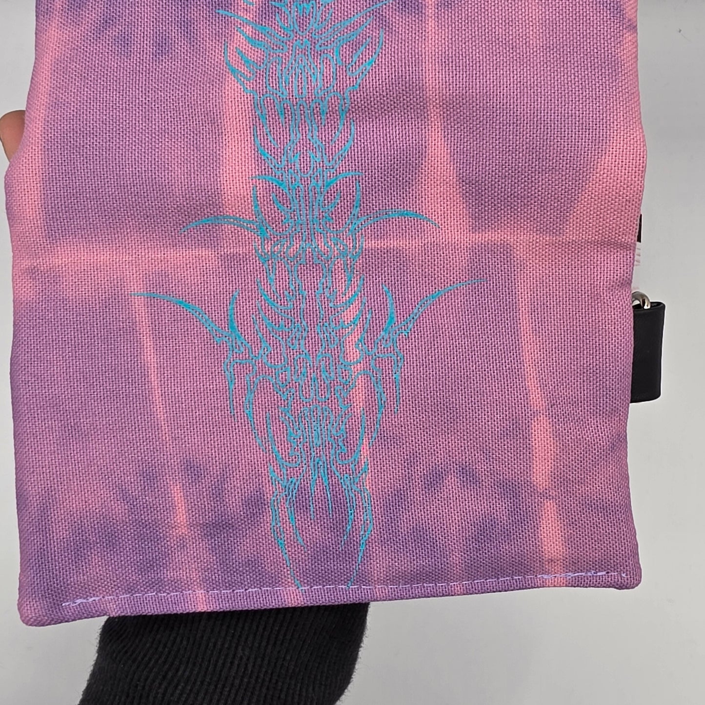 Batik „Jade Tribals" Tabaktasche Nr. 10 - DIE FRECHE GÖRE